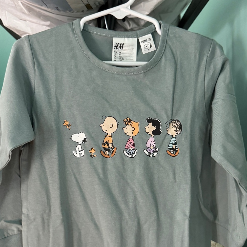 NWT- H&M Peanuts Onesie / Pajamas Set of 2 - 3T (Bought in Japan)